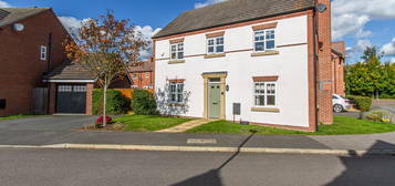 4 bed detached house for sale