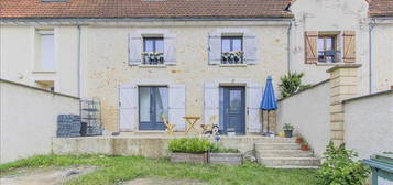 Maison  à vendre, 6 pièces, 4 chambres, 132 m²