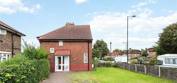 Detached house to rent in Southend Lane, London SE6