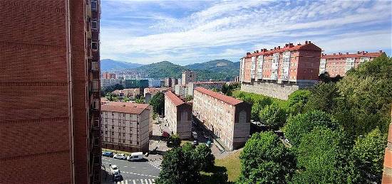 Piso en Otxarkoaga, Bilbao