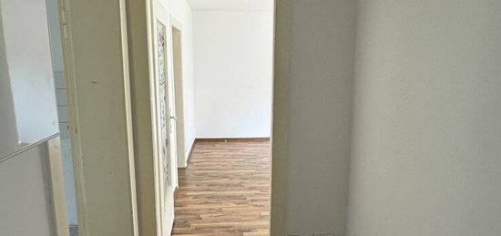 Renovierte 3-Zimmer-Erdgeschosswohnung in ruhiger Lage