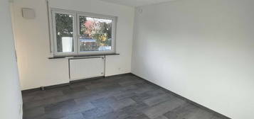 Stilvolle, sanierte 1-Zimmer-Wohnung mit Balkon und Einbauküche in Böblingen