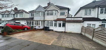 3 bed semi-detached house to rent