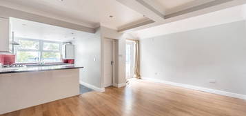 2 bed flat to rent