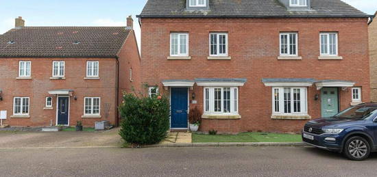 4 bedroom semi-detached house