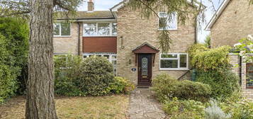 4 bed semi-detached house for sale