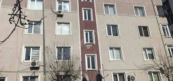 Sahibinden 2+1 90 m2 8 Kasım Ortaokul karşısı