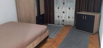 Apartament 2 camere semidecomandat, Brazdă