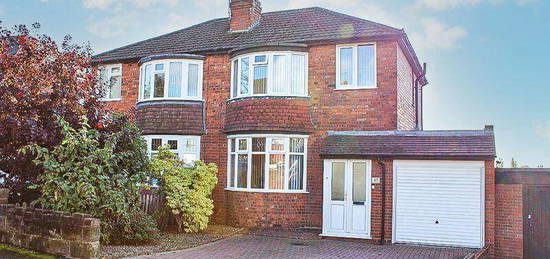 3 bedroom semi-detached house for sale