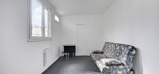 Studio  à vendre, 1 pièce, 24 m², Étage 4/4