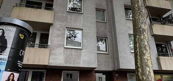 Düsseldorf Eller: Geräumige 2 Zimmer/Küche/Diele/Bad 71,91 m², Balkon