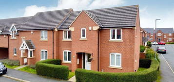 4 bedroom link detached house for sale