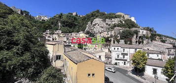 Investimento Ragusa Ibla - stabile singolo