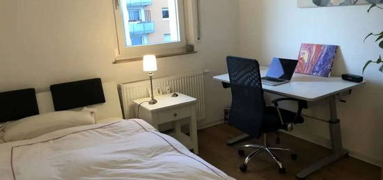 Exklusive 3-Raum-Wohnung mit Einbauküche in Esslingen am Neckar