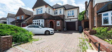 4 bed detached house for sale