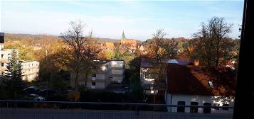 Stadtnahe attraktive 2,5-Raum-Wohnung mit EBK und 2 Balkone in  Mölln, Nähe Wasserturm und Kurpark