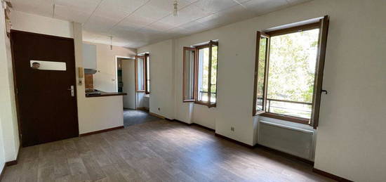 Studio 21,8m² en centre-bourg de Vaujours