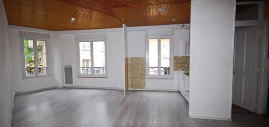 APPARTEMENT ALLEVARD - 3 pièce(s) - 58 m2