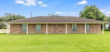 412 Orange Dr, Abbeville, LA 70510