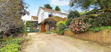 4 bed detached house for sale