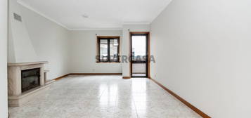 Apartamento T3 no centro de Santa Maria da Feira.