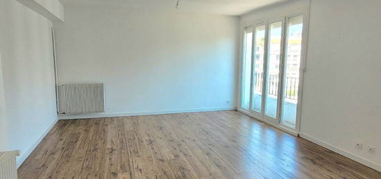 Appartement T4/5 90m2 rénové Perpignan Sud