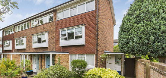 Flat for sale in Watermill Close, Ham, Richmond TW10