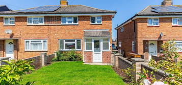 3 bedroom semi-detached house