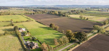 4 bedroom detached bungalow for sale