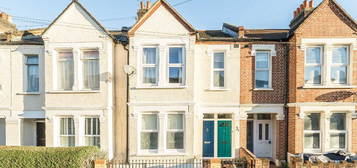 Maisonette for sale in Inglemere Road, Mitcham CR4