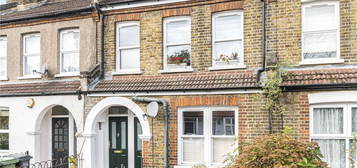 Flat for sale in Malyons Road, London SE13