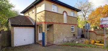 3 bed detached house for sale