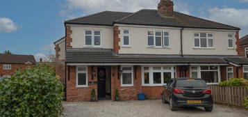 4 bedroom semi-detached house for sale