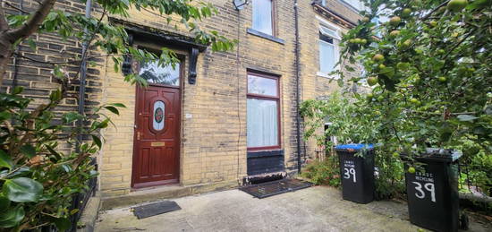 Terraced house to rent in Lily Street, Manningham, Bradford BD8