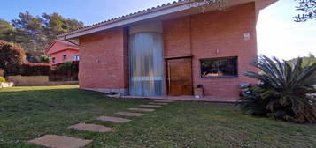 Casa o chalet en venta en Carrer Puigllançada, 18, Begues