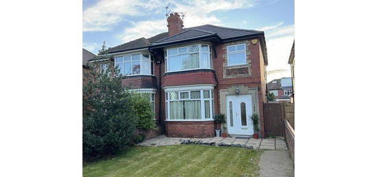 Semi-detached house to rent in Thorne Road, Doncaster DN2