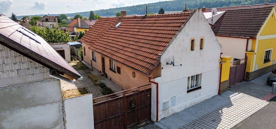 Dům, 107 m² + 509 m² pozemek, Lesní, Slavětín