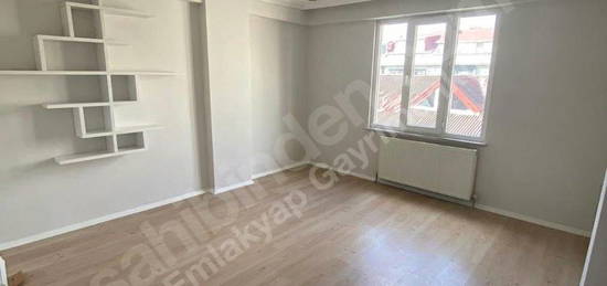 ARNAVUTKÖY MERKEZDE 2+1 ACİL SATILIK DUBLEX FIRSAT DAİRE