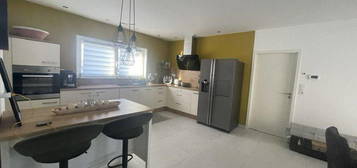 Vente villa 4 pièces 103 m²