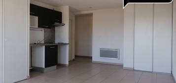 A vendre - Appartement T3 de 58.55 m² à SORGUES (84700)