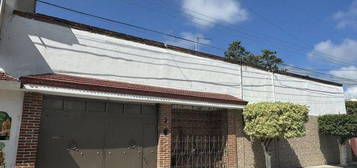 Casa en  Fraccionamiento Volcanes De Cuautla, Cuautla, Morelos