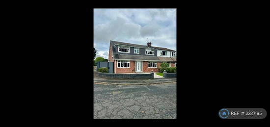 4 bedroom semi-detached house