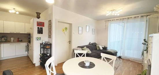 Attraktive 3-Zimmer-Wohnung mit Balkon und Einbauküche in Oldenburg (Oldenburg)