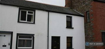 2 bedroom terraced house