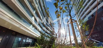 beautiful and light-flooded balcony apartment! The place to be