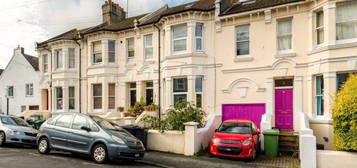 Flat for sale in De Montfort Road, Brighton BN2