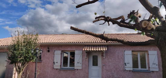 Maison de plain-pied  à vendre, 4 pièces, 3 chambres, 93 m²