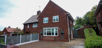 3 bed semi-detached house for sale