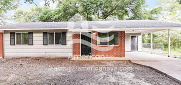 471 Queen Theresa Ln, Jackson, MS 39209