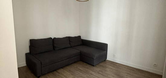 Location appartement 1 pièce 23 m²